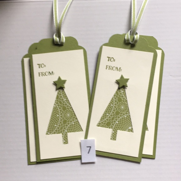 PICK 12 Fancy Christmas Tags FREE SHIPPING - Picture 8 of 15